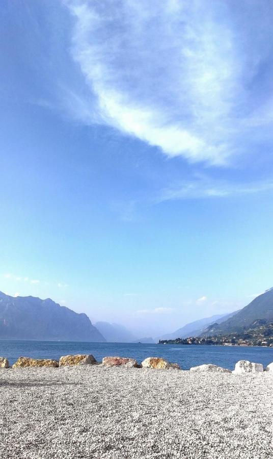 Albergo Al Pescatore Brenzone sul Garda Exteriör bild